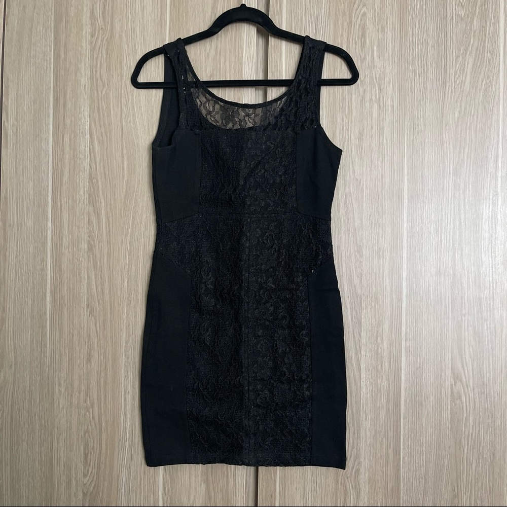 Sanctuary Fitted Lace Dress Size XS